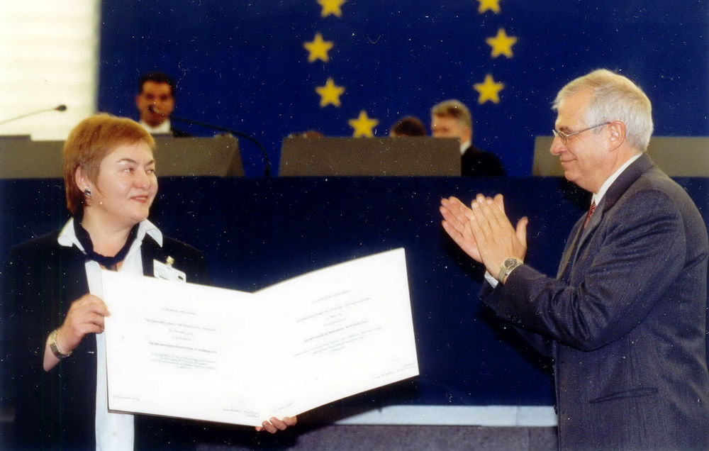 З прэзідэнтам Еўрапарламента Ёзэпам Борэлем Фантэлем. 2004 год
