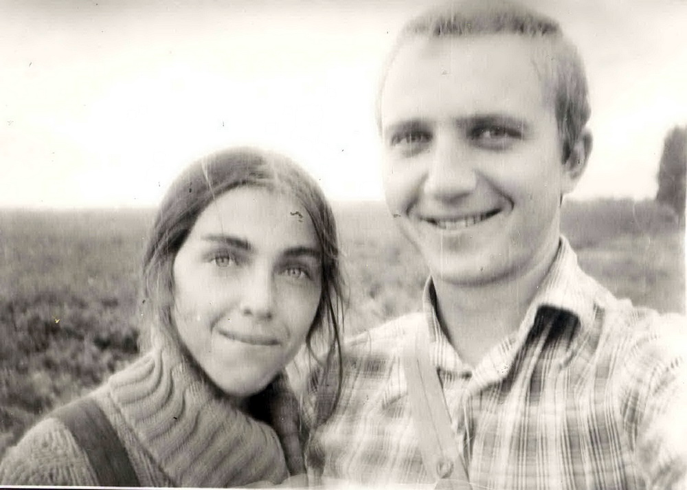 З мужам, 1982 год
