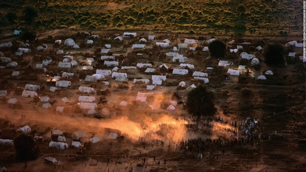 Лагерь беженцев Dadaab (Кения) Лагерь беженцев Dadaab (Кения)