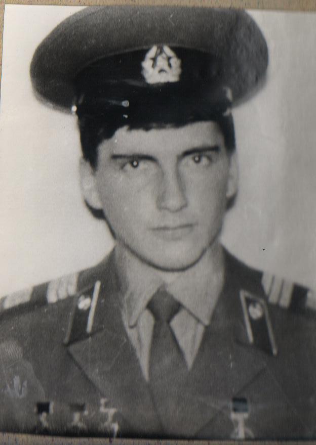Сяржант памежных войскаў Андрэй Бастунец, 1986 год Сяржант памежных войскаў Андрэй Бастунец, 1986 год