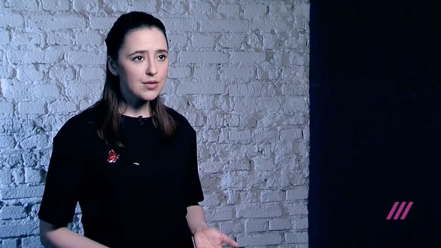 Фото: TVRAIN. Дарья Жук была среди трех журналисток, первоначально заявивших о домогательствах со стороны Слуцкого на условиях анонимности. Она решила выступить открыто после того, как Слуцкий призвал не верить анонимным историям Фото: TVRAIN. Дарья Жук была среди трех журналисток, первоначально заявивших о домогательствах со стороны Слуцкого на условиях анонимности. Она решила выступить открыто после того, как Слуцкий призвал не верить анонимным историям