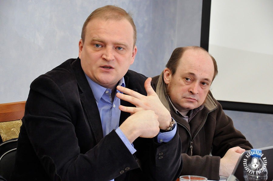 Кіраўнік юрыдычнай службы ГА "БАЖ" Алег Агееў, медыяэксперт Паўлюк Быкоўскі Кіраўнік юрыдычнай службы ГА "БАЖ" Алег Агееў, медыяэксперт Паўлюк Быкоўскі