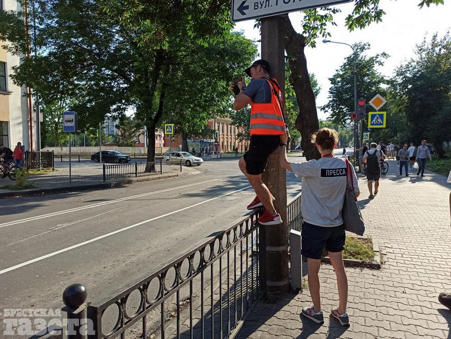 Журналисты интернет-журнала «Бинокль» Журналисты интернет-журнала «Бинокль»