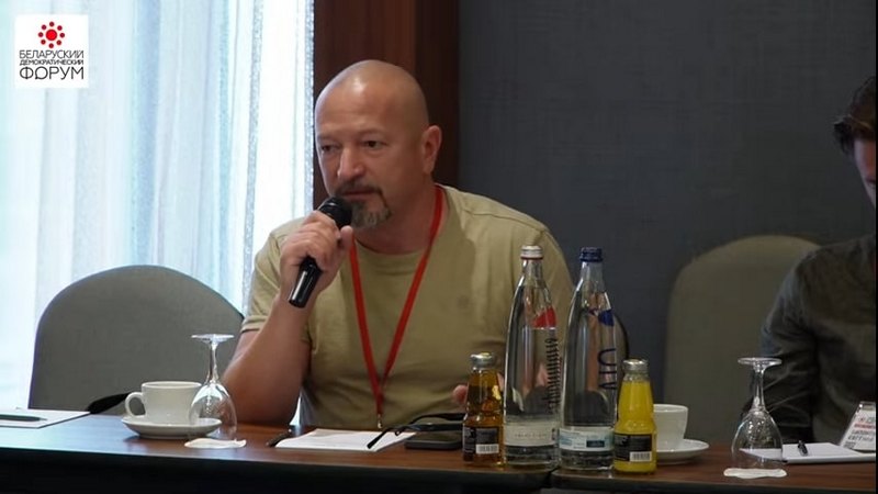 Вадим Прокопьев на Форуме демократических сил. Источник фото: «Зеркало»