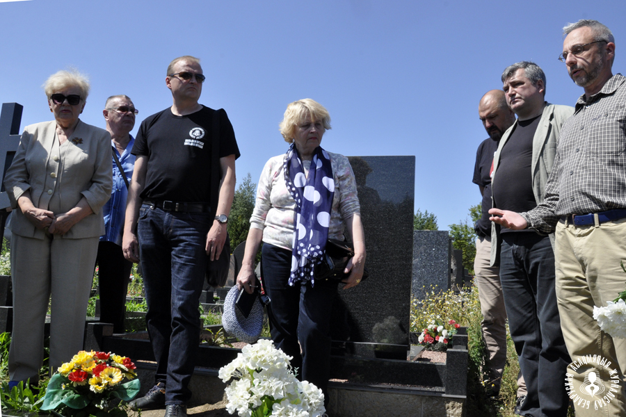 На могілках паўла Шарамета ў 2019 годзе. Фота: Вольга Хвоін