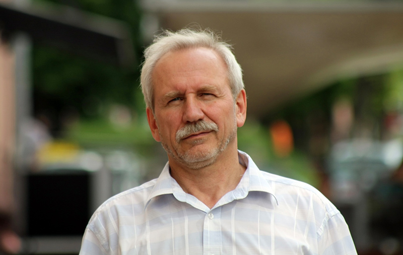 Валер Карбалевіч