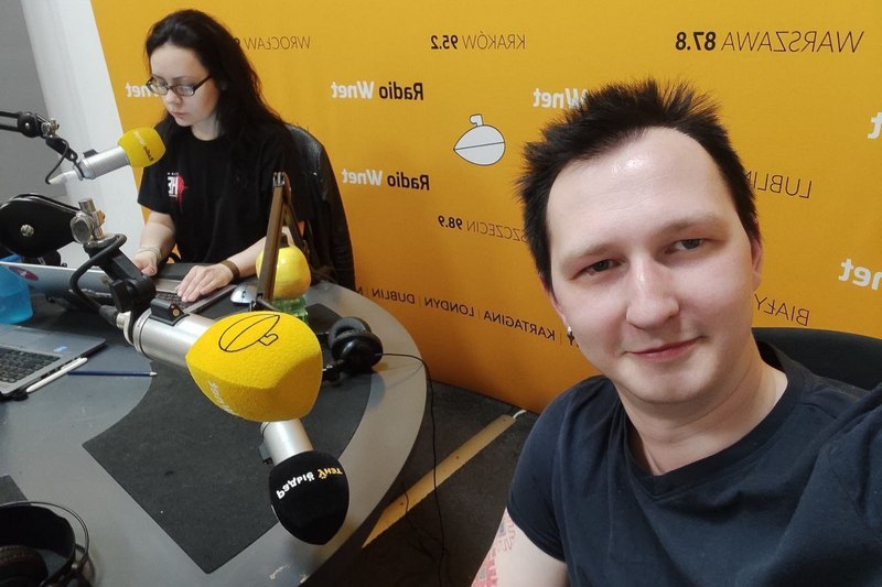 Ігар Палынскі ў студыі радыёстанцыі
