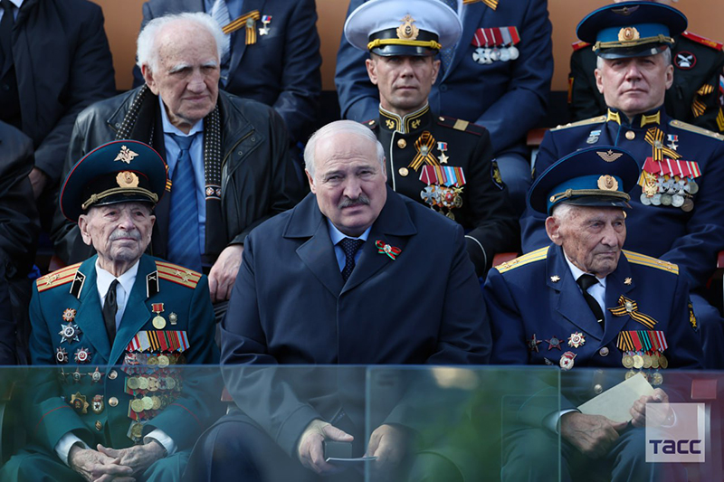 Лукашэнка на святкаванні 9 траўня ў Маскве (2023 год). Фота: ТАСС