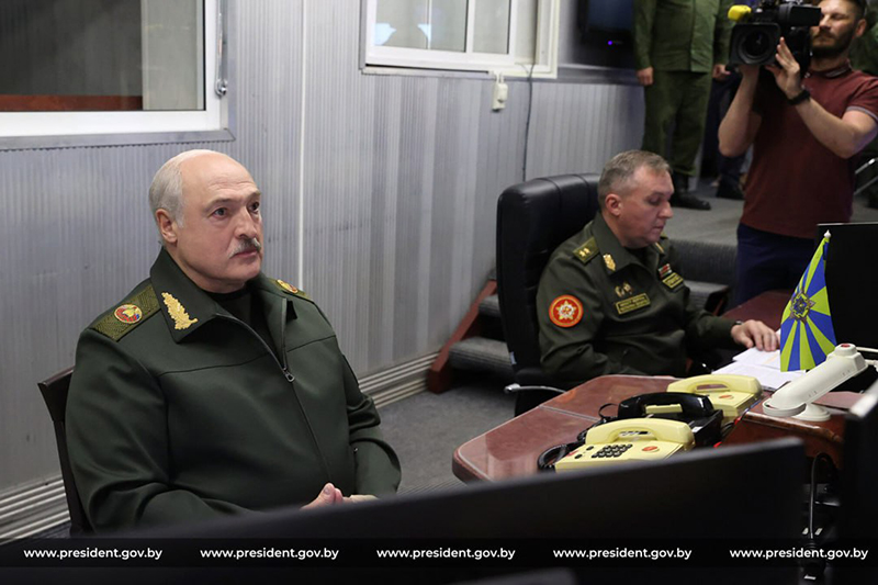Фота было апублікавана прэс-службай Лукашэнкі 15 траўня 2023 года, але пасля выдалена