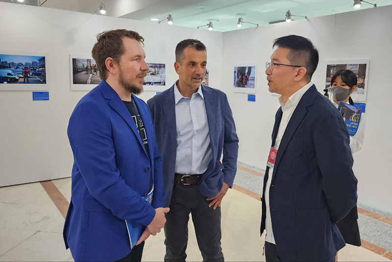 Filmmakers with photojournalist Kish Kim in the parliament. Photo: Junyoung Rha
