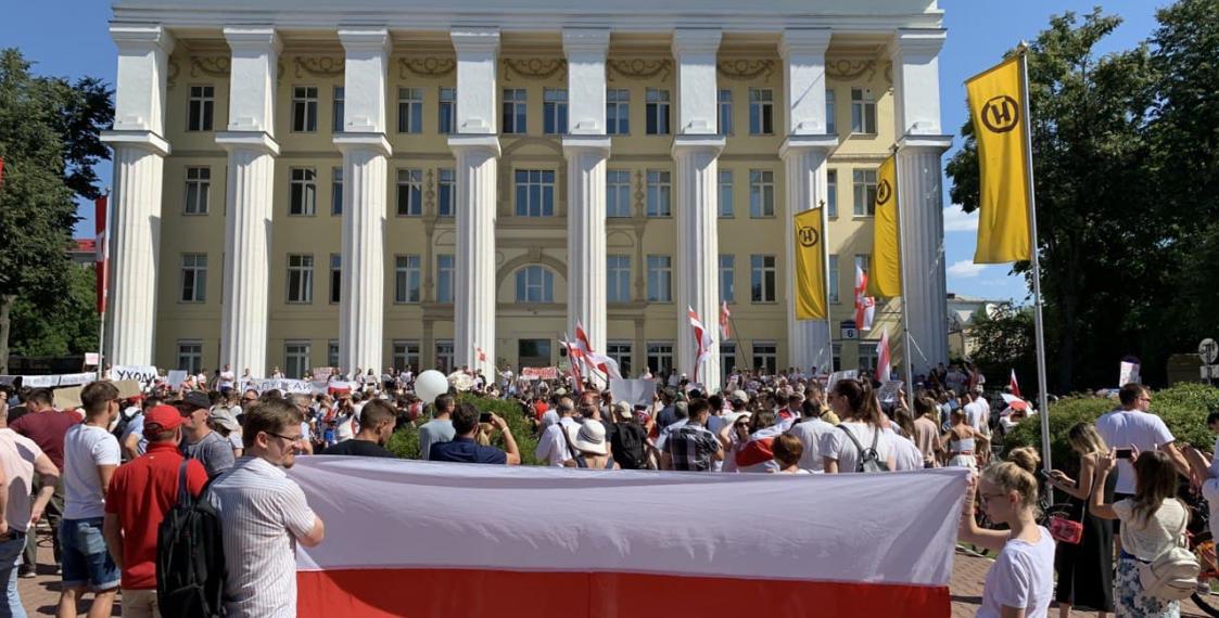 Пратэст супрацоўнікаў дзяржаўнага тэлебачання ў жніўні / "Еўрарадыё"