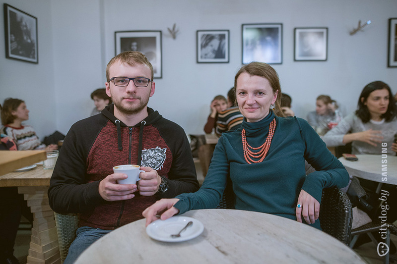 Dialects («Диалекты») – это проект, который придумали брестские журналисты Инна Хомич, Максим Хлебец и программист Алексей Жук (во время съемок его не было в Минске).