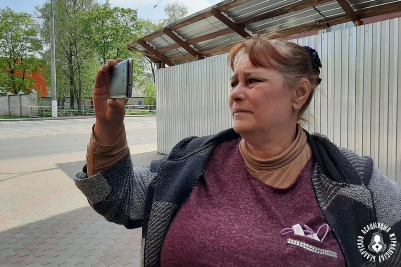 Блогерка Алена Янушкоўская атрымала папярэджанне ад пракуратуры за сюжэт пра Полацкі райвыканкам