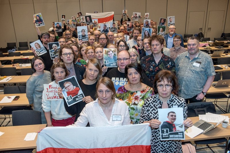 The Council of the Union of Journalists expressed support for Belarusian journalists. Photo: Heli Saarela