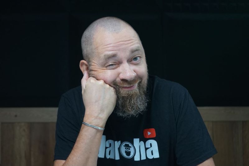 Блогер «daroha» Валер Руселік. Фота Змітра Лукашука