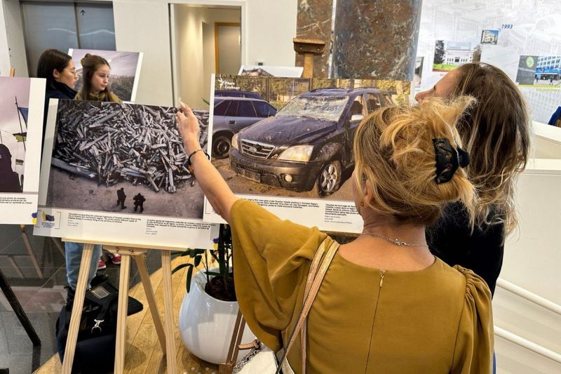 The exhibition of Ukrainian photography in Brussels. Photo credit: National Union of Journalists of Ukraine
