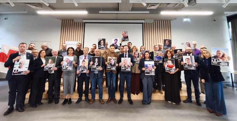 solidarity with imprisoned Belarusian media workers